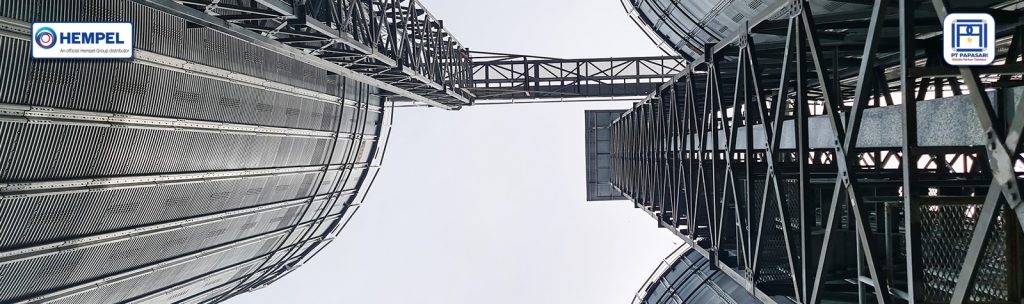 Cat epoxy 2 komponen Hempel